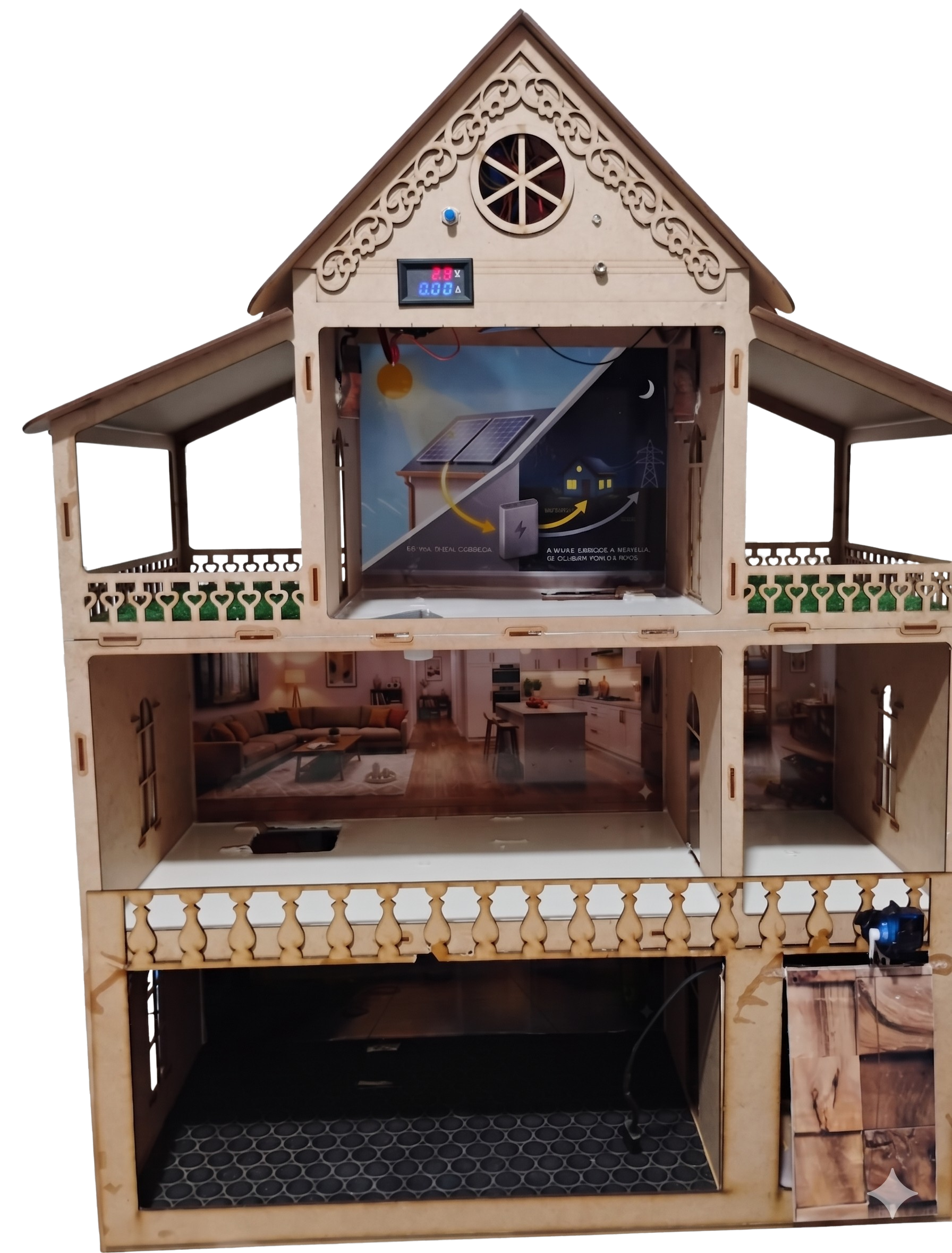 Maquete em MDF da casa com 3 níveis e voltímetro digital